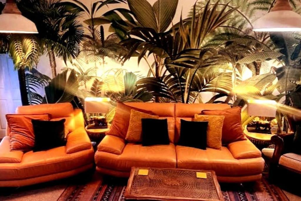 Apartment Palm View Luxury Botanical Themed With Sauna