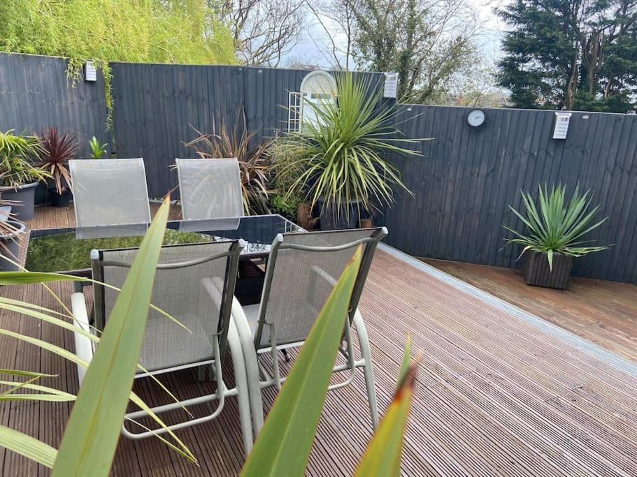 Apartment Palm View Luxury Botanical Themed With Sauna *